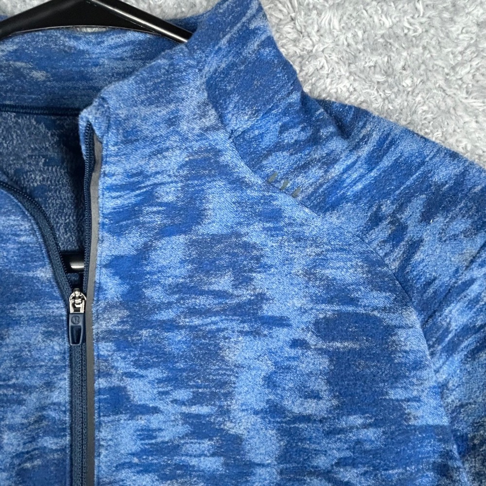 Lululemon Surge Warm Fleece Mens Blue Camo Quarter Zip Pullover Size Medium - Picture 2 of 8